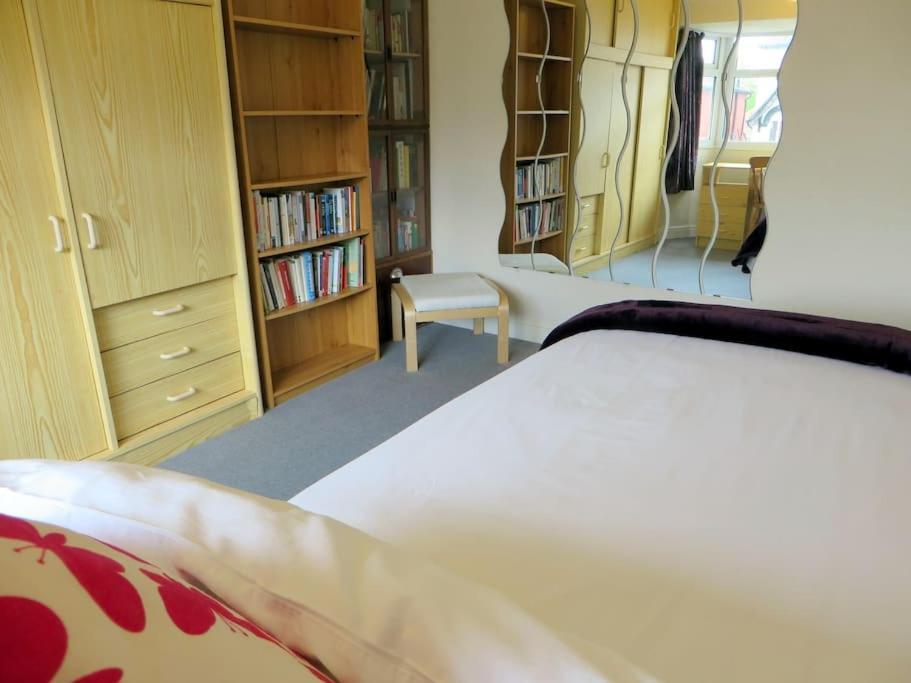 Comfortable Rooms Birmingham Ngoại thất bức ảnh