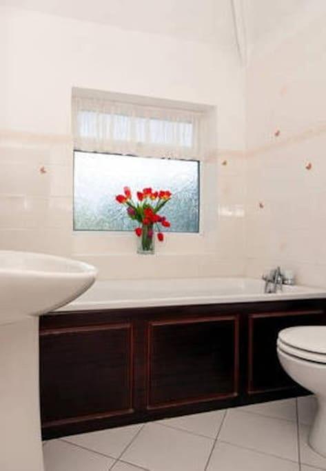 Comfortable Rooms Birmingham Ngoại thất bức ảnh